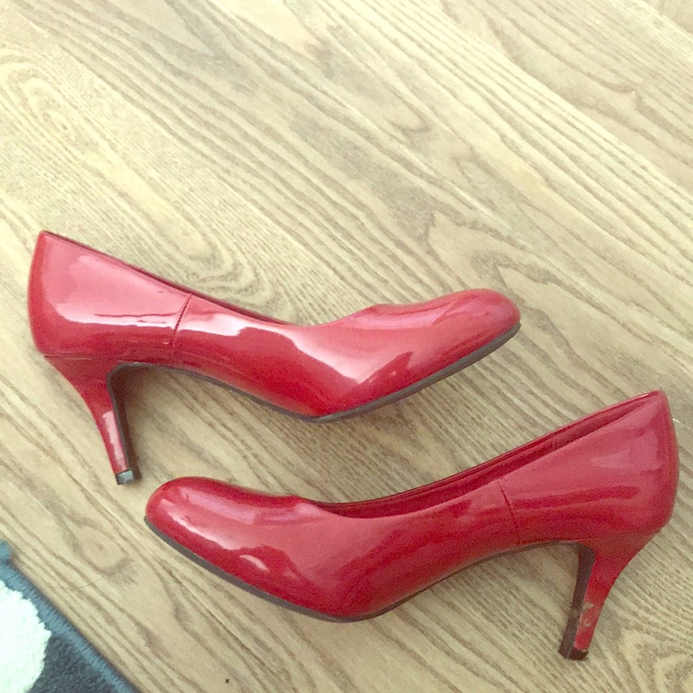 red heels